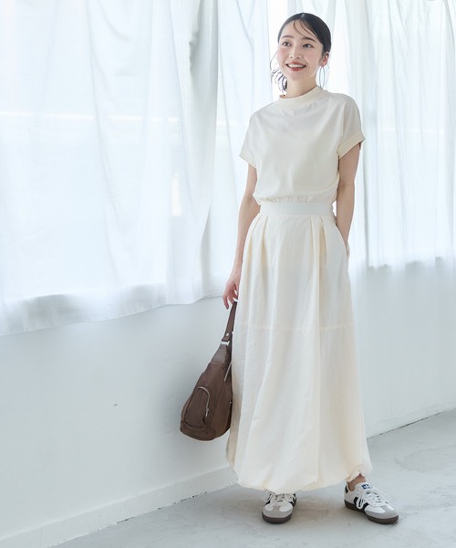 coca(coca)(コカ)の「\新色追加/フレンチスリーブモックネックTシャツ COTTON from the US(Tシャツ/カットソー・レディース・ホワイト/ブラック/ライトピンク/チャコールグレー/グレイッシュベージュ/ダークブルー/イエロー/ダークベージュ/ダークグリーン/グリーン/パープル/アイボリー・M/L)」の13枚目の写真