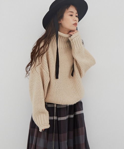 Libra Cue（リブラ キュー）の「ローゲージルーズフィットニット（ニット/セーター・レディース・アイボリー/ブラック/ブルー・FREE）」の14枚目の写真