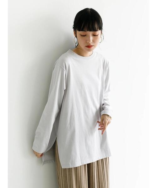 earth music&ecology（アースミュージックアンドエコロジー）の「サイドスリットロンT　＊（Tシャツ/カットソー・レディース・アイボリー/ライトベージュ/ライトグレー・FREE）」の14枚目の写真