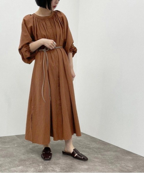 apres jour mignon(アプレジュールミニョン)の「シャーリングワンピース【ZOZOTOWN限定アイテム】(ワンピース・レディース・ブラウン系その他/アイボリー/ミント・X-LARGE/フリー)」の21枚目の写真