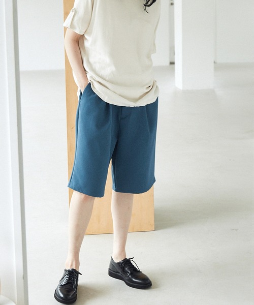 EMMA CLOTHES（エマクローズ）の「ルーズシルエットイージーワイドショーツ EMMA CLOTHES（その他パンツ・メンズ・ブルー/グリーン系その他/グレイッシュベージュ・M/L）」の3枚目の写真