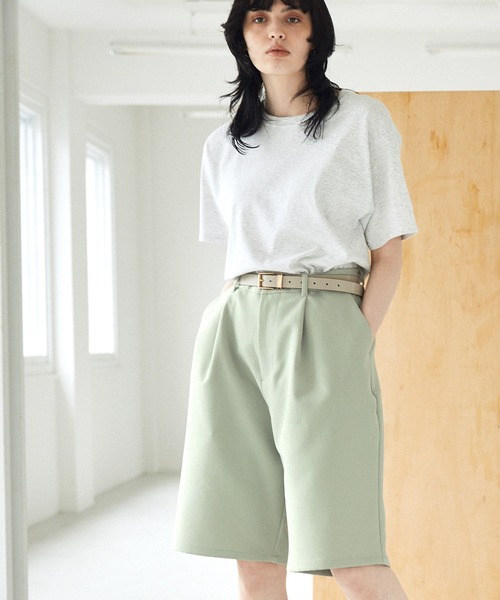 EMMA CLOTHES（エマクローズ）の「ルーズシルエットイージーワイドショーツ EMMA CLOTHES（その他パンツ・メンズ・ブルー/グリーン系その他/グレイッシュベージュ・M/L）」の5枚目の写真