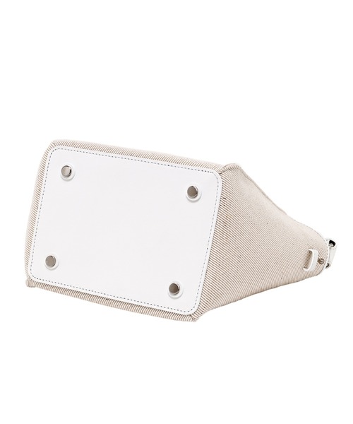 Epoi(エポイ)の「'02 canvas ゼロニ キャンバス キューブ2WAYショルダーバッグ(ショルダーバッグ・レディース・ホワイト/ブラック・FREE)」の10枚目の写真