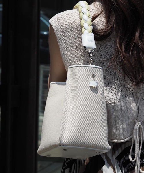 Epoi（エポイ）の「'02 canvas ゼロニ キャンバス キューブ2WAY