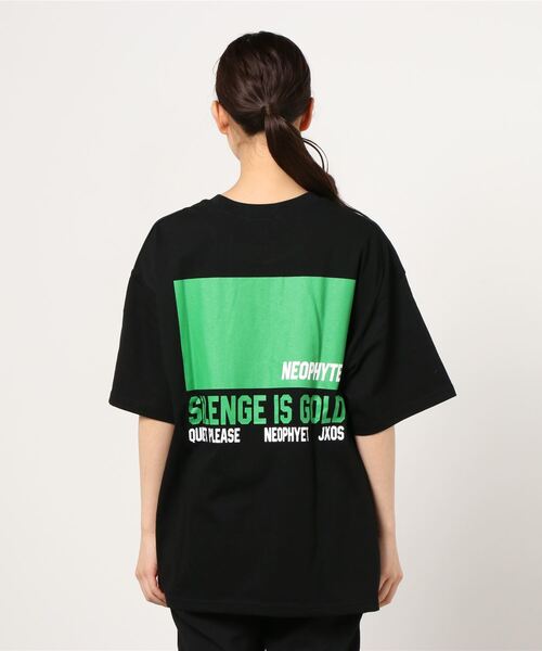 Figments(フィグメンツ)の「NEOPHYTEロゴTシャツ(Tシャツ/カットソー・レディース・ホワイト/ブラック/スミクロ・FREE)」の4枚目の写真