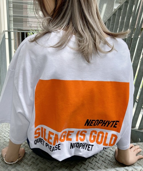 Figments(フィグメンツ)の「NEOPHYTEロゴTシャツ(Tシャツ/カットソー・レディース・ホワイト/ブラック/スミクロ・FREE)」の8枚目の写真