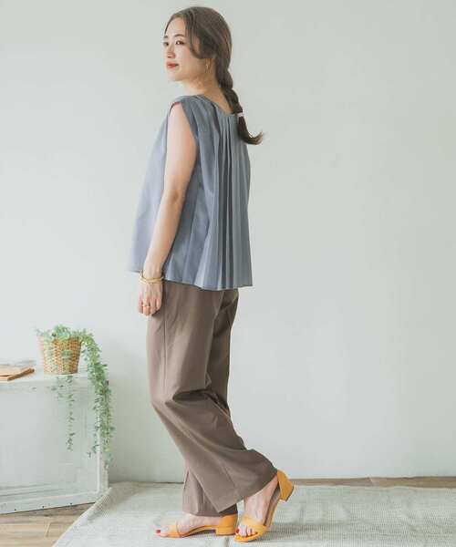 ITEMS URBANRESEARCH（アイテムズ アーバンリサーチ）の「プリーツシアーブラウス（シャツ/ブラウス・レディース・オフホワイト/ブルー系その他/ブルー・FREE）」の14枚目の写真