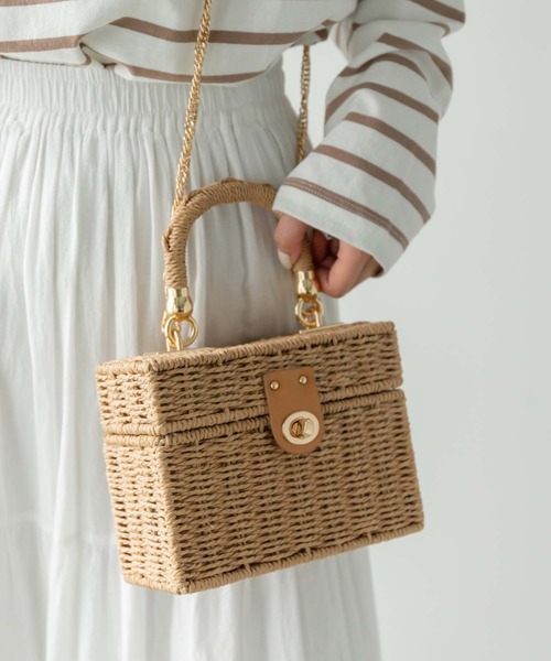 Edit Sheen（エディットシーン）の「スクエア型チェーンショルダーかごバッグ（かごバッグ・レディース・ブラック/ベージュ/アイボリー・FREE）」の3枚目の写真