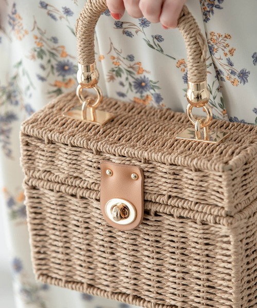 Edit Sheen（エディットシーン）の「スクエア型チェーンショルダーかごバッグ（かごバッグ・レディース・ブラック/ベージュ/アイボリー・FREE）」の12枚目の写真