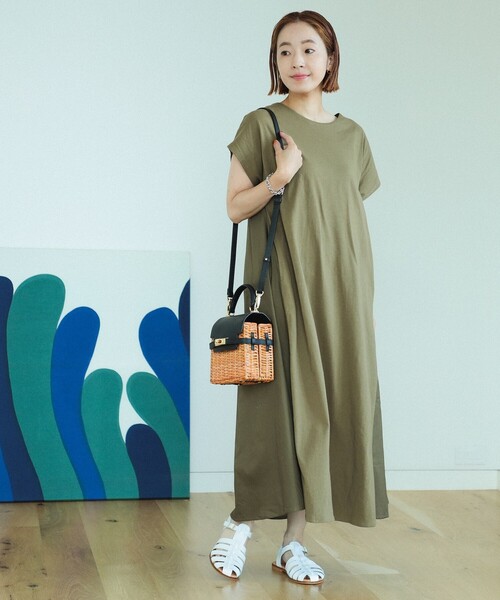 BEAMS HEART（ビームスハート）の「【5色展開】 後ボタン 異素材切替ワンピース（ワンピース・レディース・ベージュ/オリーブ/ブラック系その他4/ブルー/グリーン系その他4/ブラウン系その他2・FREE）」の15枚目の写真