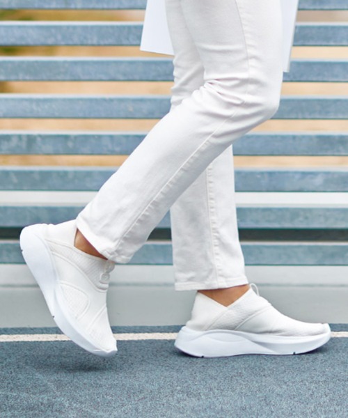 テリック TELIC カジュアルシューズ LIGHT MESH SABOT TL-002 BLKWHT リカバリーサンダル （ブラック×ホワ