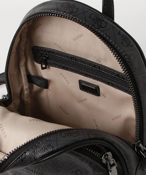Guess(ゲス)の「MANHATTAN Backpack(バックパック/リュック・レディース・ダークグレー・ONE SIZE)」の13枚目の写真