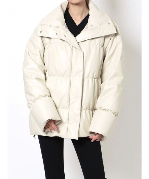 Emoda ファーコート メルカリ