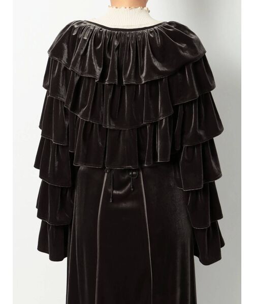 merry jenny（メリージェニー）の「ruffleベロアカーディガン（カーディガン/ボレロ・レディース・アイボリー/ブラック/ブラウン・FREE）」の6枚目の写真