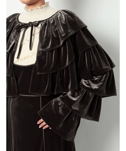 merry jenny（メリージェニー）の「ruffleベロアカーディガン（カーディガン/ボレロ・レディース・アイボリー/ブラック/ブラウン・FREE）」の7枚目の写真