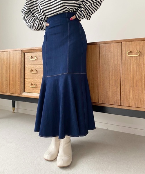 one after another NICE CLAUP（ワンアフターアナザーナイスクラップ）の「【S,Mサイズ展開あり】スタイルアップが叶う。ハイウエストレディマーメイドスカート（スカート・レディース・アイボリー/ブラック/ネイビー/ピンク/ブラウン・SMALL/MEDIUM）」の4枚目の写真