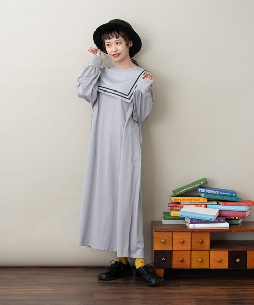 MERLOT（メルロー）の「スクエアラインBIGセーラーカラーワンピース（ワンピース・レディース・ライトグレー/ネイビー/ボルドー・FREE）」の12枚目の写真