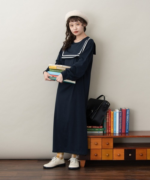 MERLOT（メルロー）の「スクエアラインBIGセーラーカラー