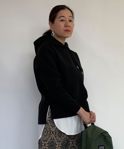 Grand PARK（グランドパーク）の「ラウンドヘム長袖Tシャツ（Tシャツ/カットソー・レディース・ホワイト・FREE）」の14枚目の写真