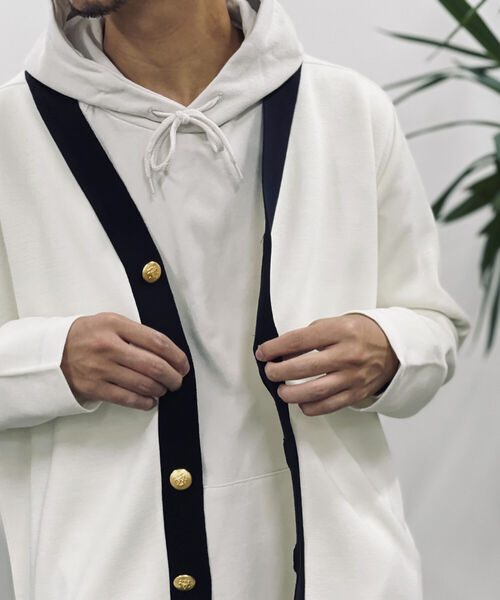 NOLLEY'S goodman(ノーリーズグッドマン)の「ミラノリブ メタルボタン カーディガン(※ハリの強い質感と金ボタンでジャケット替わりにも使える1着)(カーディガン/ボレロ・メンズ・ダークネイビー/ホワイト系その他6・LARGE/MEDIUM)」の4枚目の写真