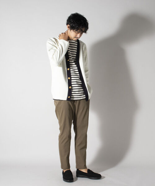 NOLLEY'S goodman(ノーリーズグッドマン)の「ミラノリブ メタルボタン カーディガン(※ハリの強い質感と金ボタンでジャケット替わりにも使える1着)(カーディガン/ボレロ・メンズ・ダークネイビー/ホワイト系その他6・LARGE/MEDIUM)」の11枚目の写真