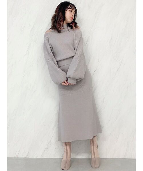 dazzlin（ダズリン）の「ショルダーオープンリボンワンピース（ワンピース・レディース・アイボリー/グレー/グリーン/モカ・FREE）」の9枚目の写真