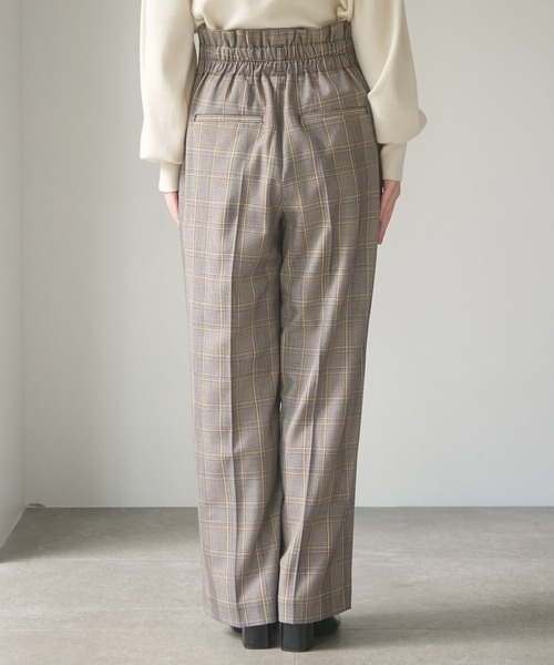 VIS（ビス）の「【HOT BEAUTY STRETCH】あたたか極伸びハイウエストワイドパンツ【洗濯機可】（スラックス・レディース・ブラック/イエロー系その他/オフホワイト/グレー系その他・SS/S/M）」の14枚目の写真