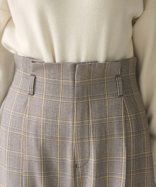 VIS（ビス）の「【HOT BEAUTY STRETCH】あたたか極伸びハイウエストワイドパンツ【洗濯機可】（スラックス・レディース・ブラック/イエロー系その他/オフホワイト/グレー系その他・SS/S/M）」の17枚目の写真