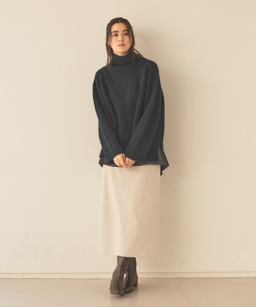 abahouse mavie(アバハウスマヴィ)の「ミニブークレ袖釦フレアニット(ニット/セーター・レディース・ダークグリーン/ダークベージュ/アイボリー・フリー)」の17枚目の写真