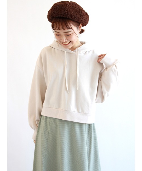 ehka sopo（エヘカソポ）の「ショート丈パーカー（パーカー・レディース・ラベンダー/オフホワイト/ベージュ・ﾌﾘ-）」の2枚目の写真