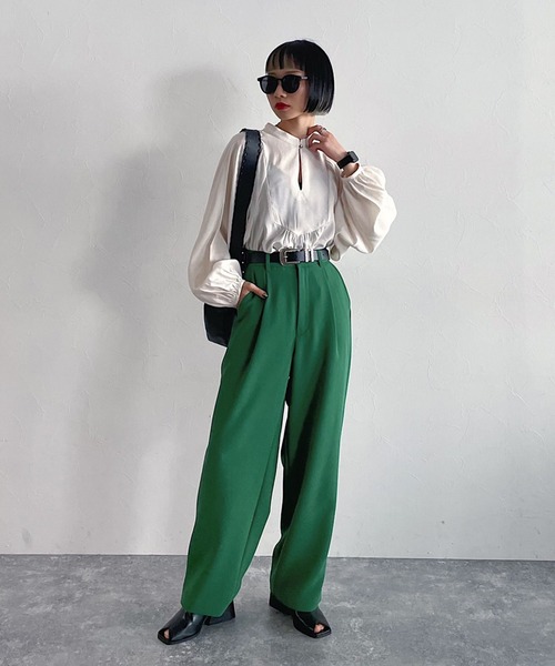 PAGEBOY（ページボーイ）の「スクエアパッチボリュームブラウス（シャツ/ブラウス・レディース・ブラック/ブルー/オフホワイト/グレイッシュベージュ・FREE）」の14枚目の写真