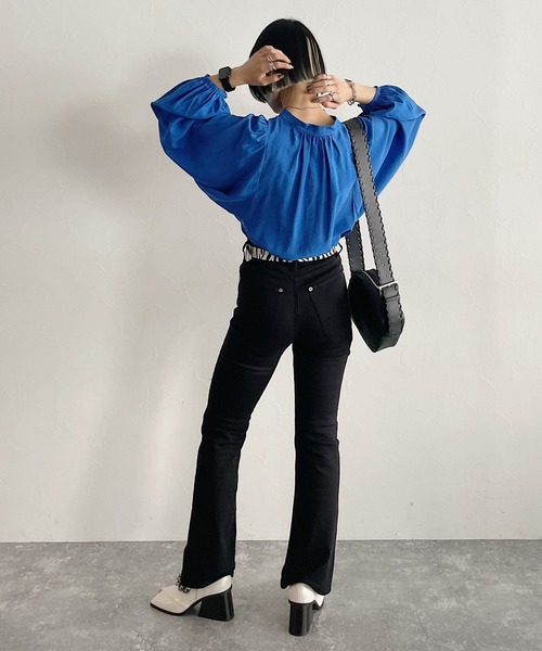 PAGEBOY（ページボーイ）の「スクエアパッチボリュームブラウス（シャツ/ブラウス・レディース・ブラック/ブルー/オフホワイト/グレイッシュベージュ・FREE）」の16枚目の写真