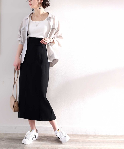 classicalelf（クラシカルエルフ）の「華奢魅え。ハイウエストバックスリットロングスカート（スカート・レディース・ブラック/ブルー/グリーン/ライトカーキ/モカ/ブラウン/オフホワイト・SMALL/MEDIUM/LARGE/X-LARGE）」の19枚目の写真