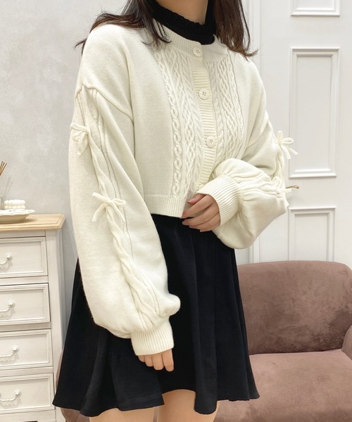 apres jour(アプレジュール)の「チュニックブラウス【ZOZOTOWN限定アイテム】(シャツ/ブラウス・レディース・ブラック/オフホワイト・X-LARGE/フリー)」の19枚目の写真