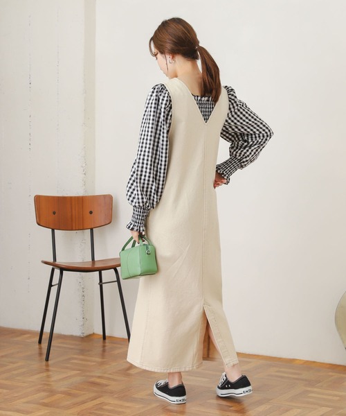 SENSE OF PLACE by URBAN RESEARCH（センスオブプレイスバイアーバンリサーチ）の「Vネックデニムジャンパースカート（ジャンパースカート・レディース・アイボリー/ブラック/ワンウォッシュ・ONE）」の8枚目の写真