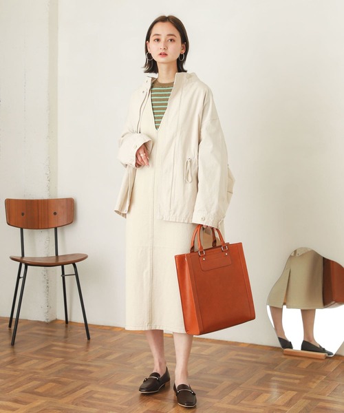 SENSE OF PLACE by URBAN RESEARCH（センスオブプレイスバイアーバンリサーチ）の「Vネックデニムジャンパースカート（ジャンパースカート・レディース・アイボリー/ブラック/ワンウォッシュ・ONE）」の14枚目の写真