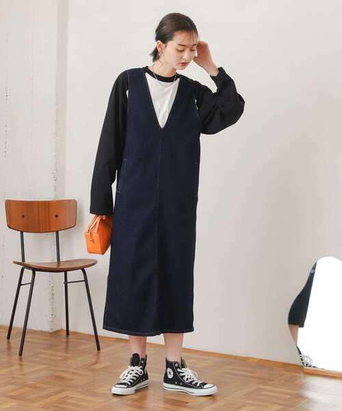 SENSE OF PLACE by URBAN RESEARCH（センスオブプレイスバイアーバンリサーチ）の「Vネックデニムジャンパースカート（ジャンパースカート・レディース・アイボリー/ブラック/ワンウォッシュ・ONE）」の16枚目の写真