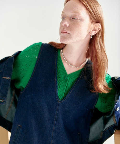 SENSE OF PLACE by URBAN RESEARCH（センスオブプレイスバイアーバンリサーチ）の「Vネックデニムジャンパースカート（ジャンパースカート・レディース・アイボリー/ブラック/ワンウォッシュ・ONE）」の21枚目の写真