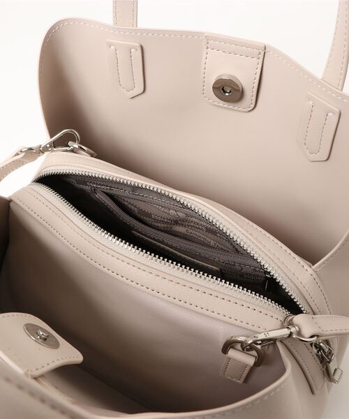 Samantha Thavasa（サマンサタバサ）の「シンプルハンドルバッグ（ハンドバッグ・レディース・ブラック/オフホワイト/カーキ・FREE）」の5枚目の写真