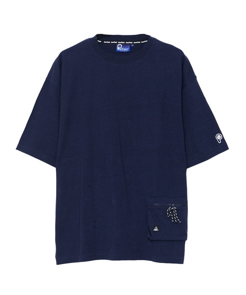PEN FIELD(ペンフィールド)の「Penfield/ペンフィールド ワンポイント ブランドロゴ刺繍 綿100% ビックシルエット ドロップショルダー サイドポケット付 半袖 Tシャツ(Tシャツ/カットソー・メンズ・ホワイト/ブラック/ベージュ/ネイビー・LL/M/L)」の4枚目の写真