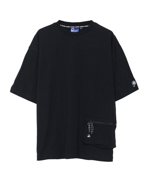 PEN FIELD(ペンフィールド)の「Penfield/ペンフィールド ワンポイント ブランドロゴ刺繍 綿100% ビックシルエット ドロップショルダー サイドポケット付 半袖 Tシャツ(Tシャツ/カットソー・メンズ・ホワイト/ブラック/ベージュ/ネイビー・LL/M/L)」の3枚目の写真