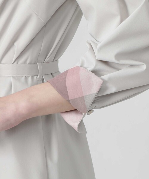 BLUE LABEL CRESTBRIDGE（ブルーレーベルクレストブリッジ）の