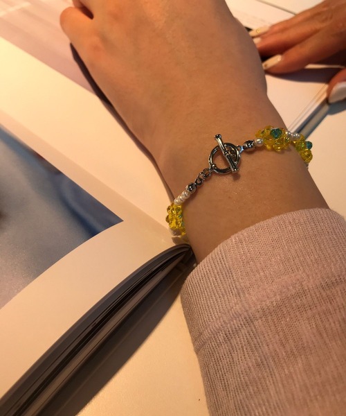 Me%（ミィパーセント）の「フラワービーズブレスレット（ブレスレット・レディース・その他/ブルー系その他/ライトイエロー・FREE）」の6枚目の写真