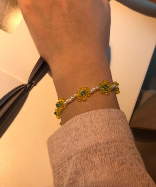 Me%（ミィパーセント）の「フラワービーズブレスレット（ブレスレット・レディース・その他/ブルー系その他/ライトイエロー・FREE）」の12枚目の写真