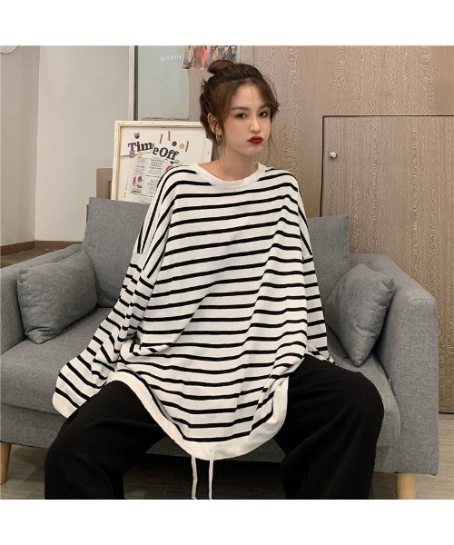 DEVICE(デバイス)の「ボリュームスリーブ ビッグシルエットボーダースウェット トレーナー(スウェット・レディース・ホワイト/ブラック・FREE)」の15枚目の写真