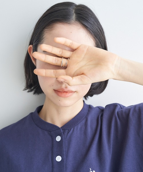Chaco closet(チャコ クローゼット)の「ヒネリクロスデザインリング(リング・レディース・シルバー/ゴールド・FREE)」の8枚目の写真