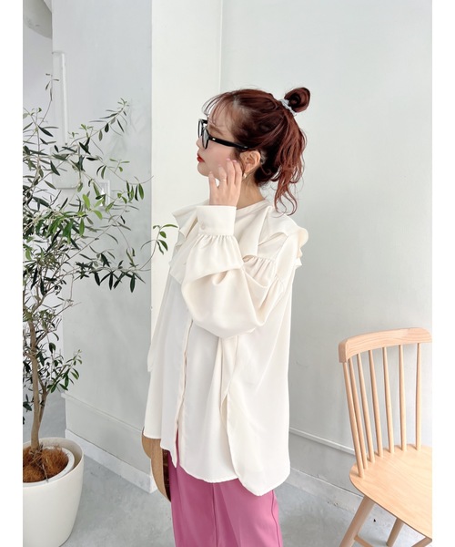 JUMELLE（ジュメロ）の「ラッフルカラーブラウス（シャツ/ブラウス・レディース・ベージュ・FREE）」の8枚目の写真