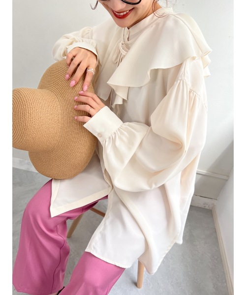 JUMELLE（ジュメロ）の「ラッフルカラーブラウス（シャツ/ブラウス・レディース・ベージュ・FREE）」の5枚目の写真