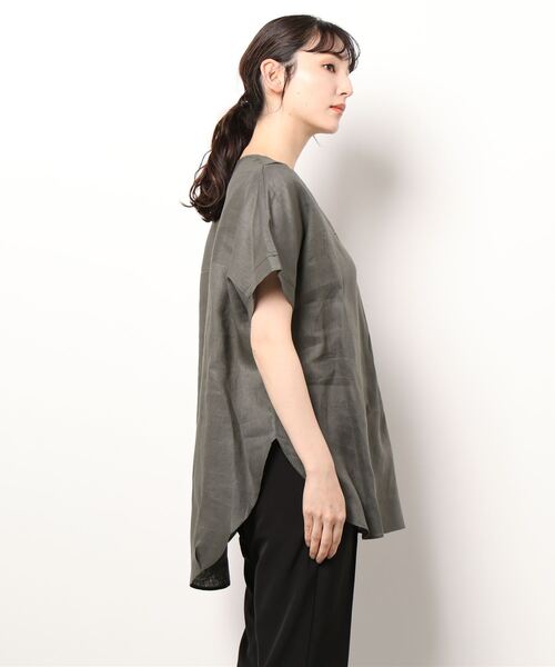 PICCIN（ピッチン）の「フレンチリネンチュニック（シャツ/ブラウス・レディース・ブラック/オフホワイト/カーキ/ブルー系その他/グレイッシュベージュ・M/L）」の6枚目の写真