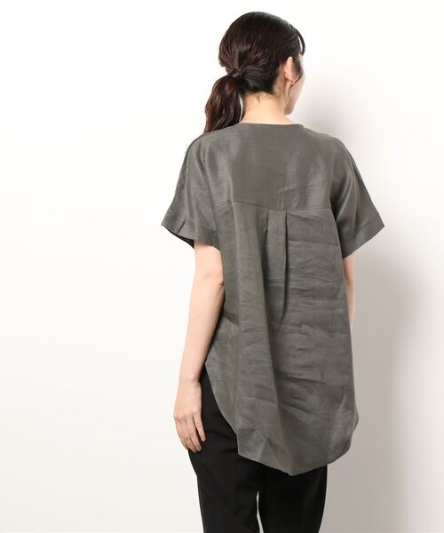 PICCIN（ピッチン）の「フレンチリネンチュニック（シャツ/ブラウス・レディース・ブラック/オフホワイト/カーキ/ブルー系その他/グレイッシュベージュ・M/L）」の7枚目の写真